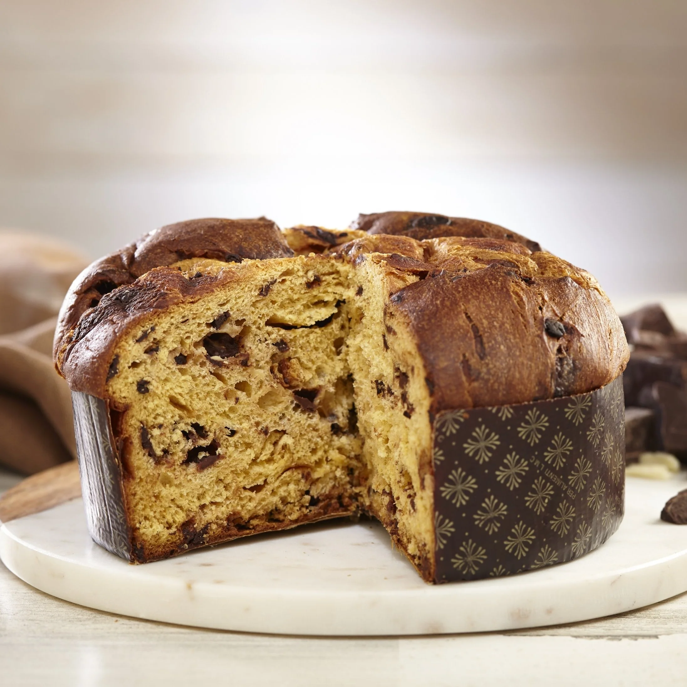 Bindi Triple Chocolate Panettone, 1 lb 10.4 oz | 750g - Image 2