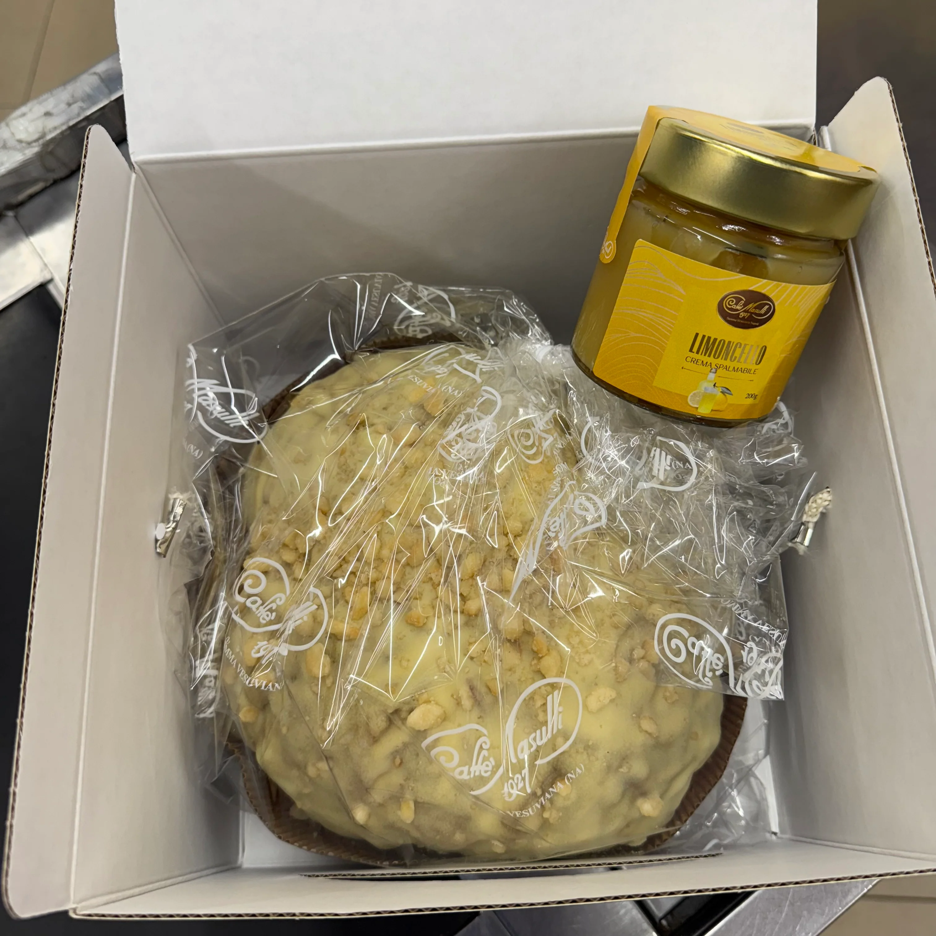 Caffe Masulli Panettone Limoncello & White Chocolate, 35.27 oz | 1kg - Image 2