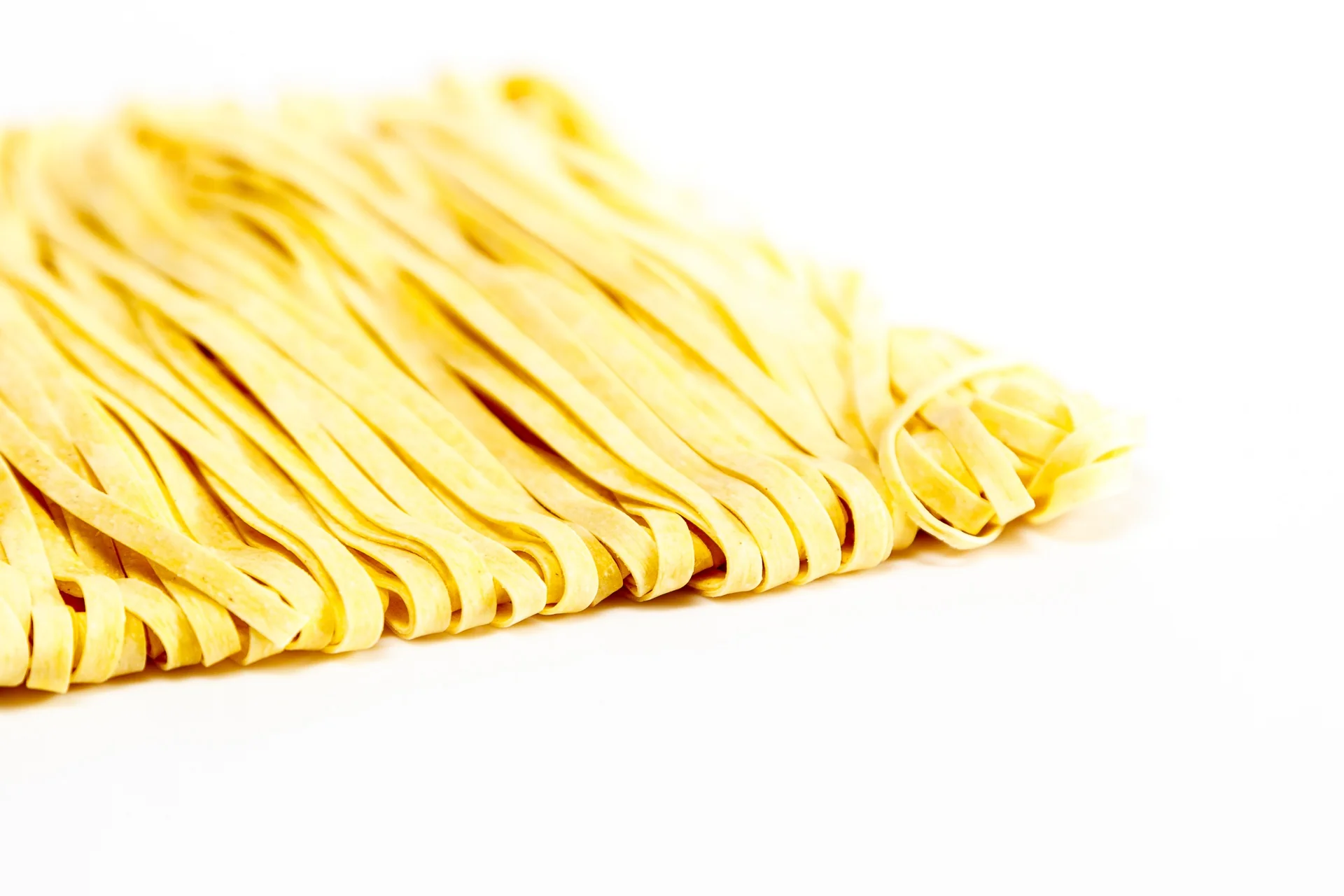 La Campofilone Egg Fettuccine, 8.8 oz | 250g - Image 2