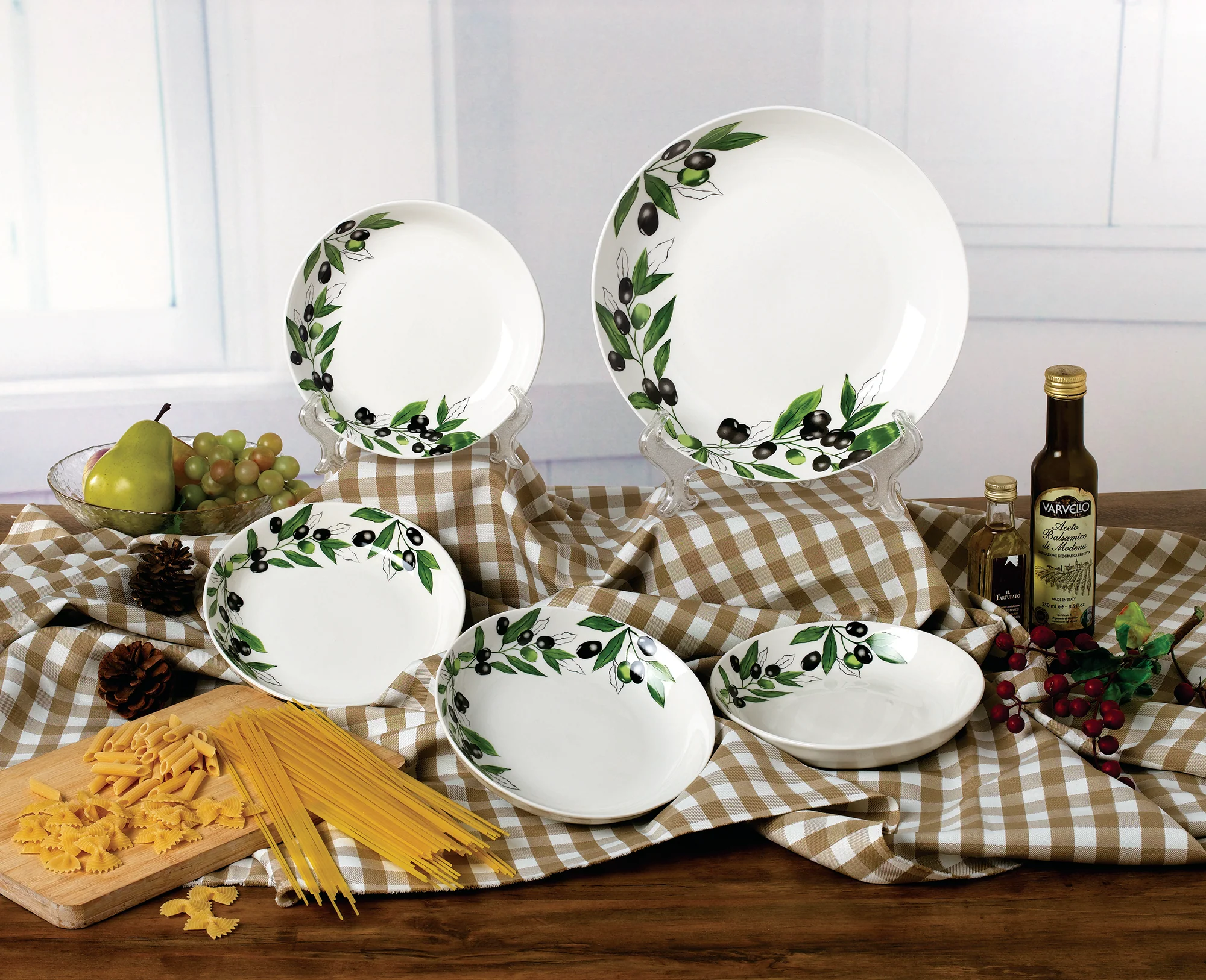 Olive 5 Piece Porcelain Pasta Set - Image 4