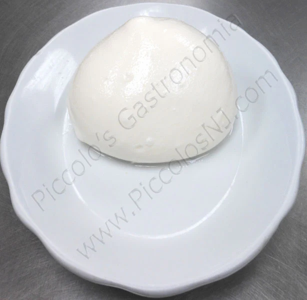 Piccolo's Fresh Mozzarella ( 1.25 lb ) - Image 4