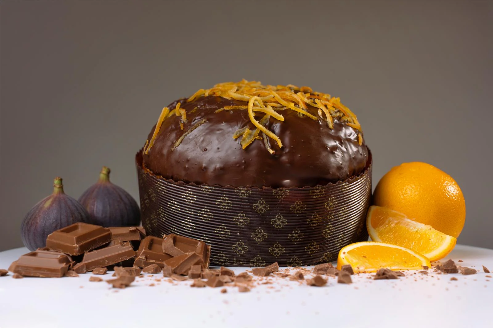Primo Amore Chocolate, Orange & Fig, Panettone Cilento, Made in Italy,  2.2 lb | 1kg - Image 2