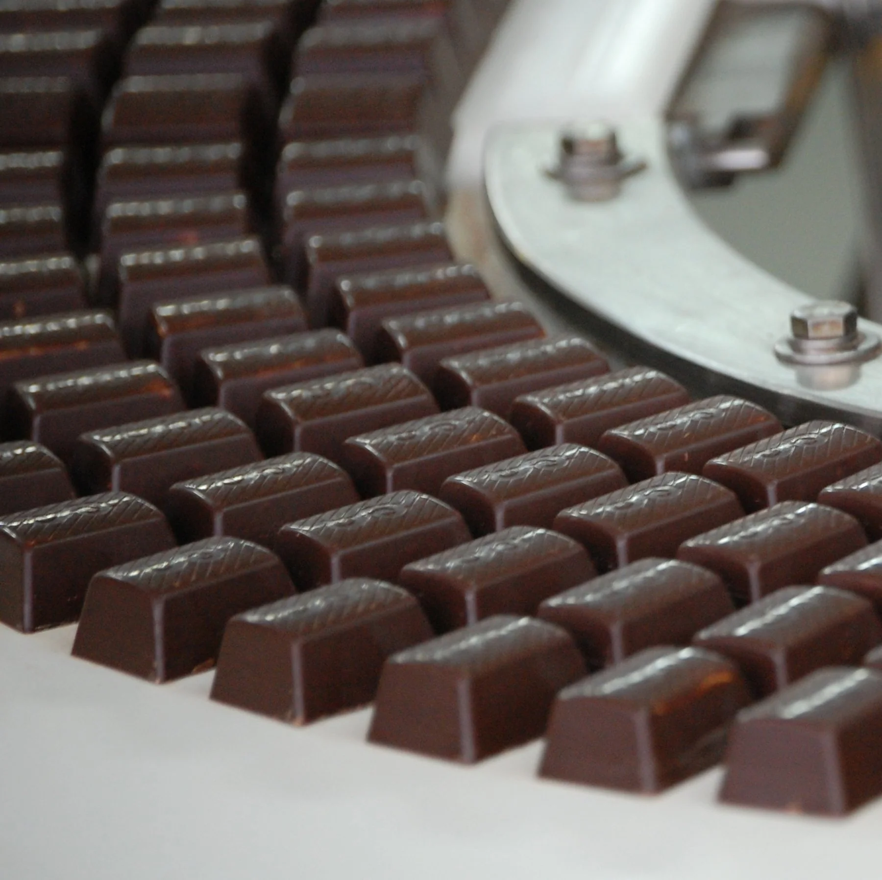 Strega Mini Hard Nougat, Torroncini Bottle, 350g - Image 3